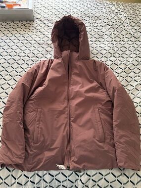 Women’s Hooded Puffer Jacket in Mauve